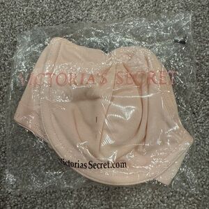 Victoria's Secret Nude Blush Strapless Smooth Bra
